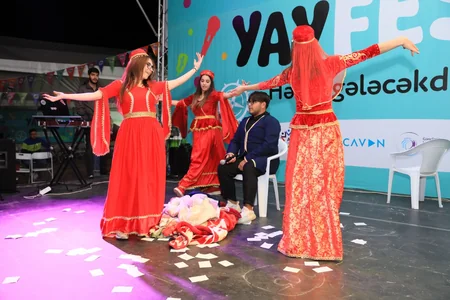 “İdeyadan biznesə” düşərgəsi başa çatıb