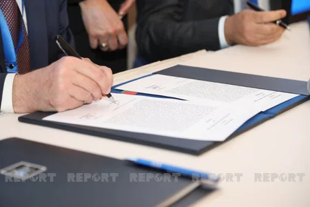 Qara Dəniz Ticarət və İnkişaf Bankı Azərbaycanın iki bankına kredit ayırıb