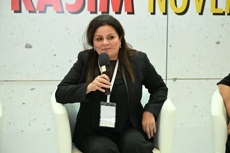 İstanbul sərgisində Azərbaycan yazarlarının iştirakı ilə ədəbi müzakirələr keçirilib