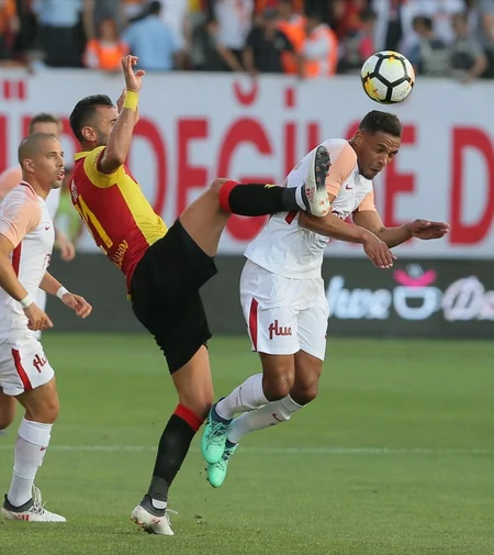 Qalatasaray 21-ci dəfə Türkiyə çempionu olub