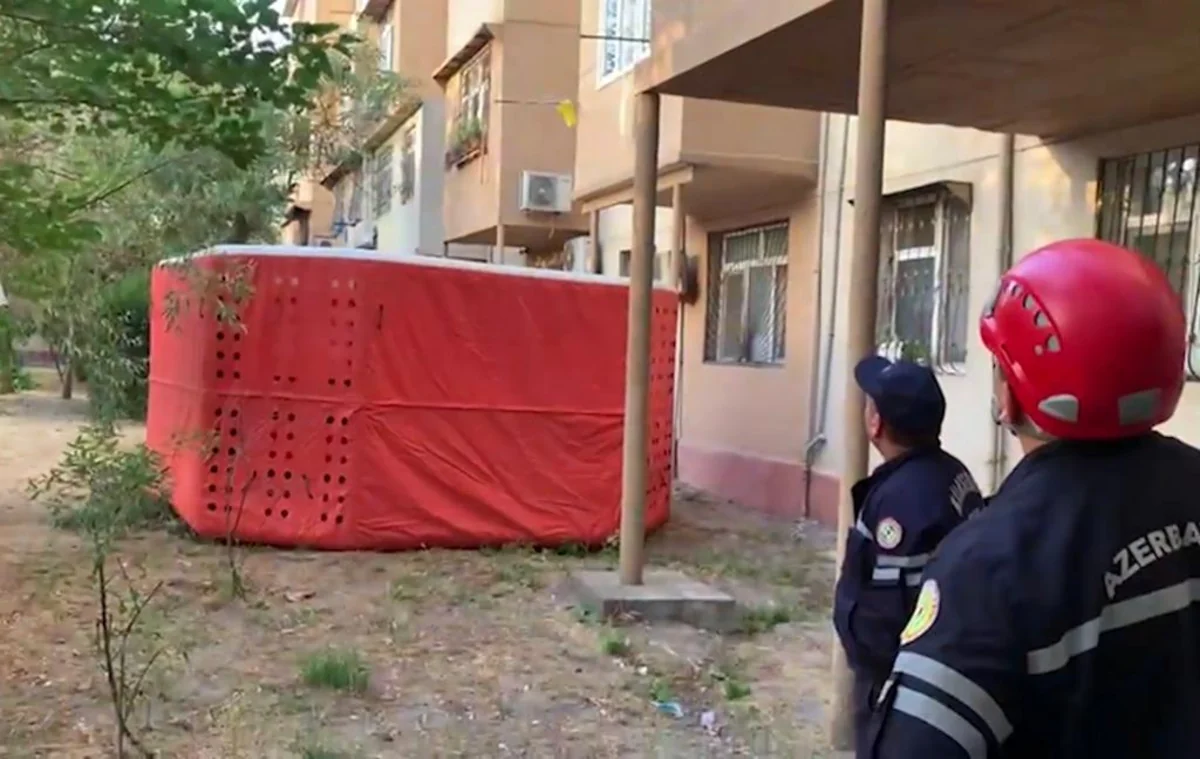 Bakıda intihara cəhdin qarşısını alınıb