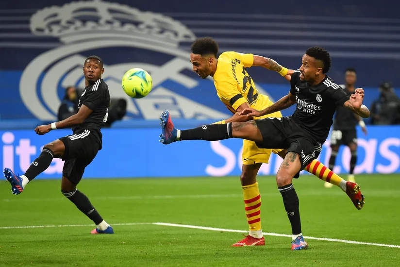 Эль-Классико: Барселона в гостях разгромила Реал
