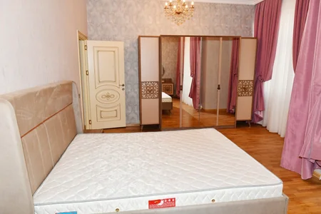 Ильхам Алиев ознакомился с условиями, созданными в квартирах для семей шехидов и военнослужащих