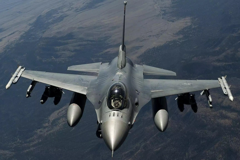 NATO: Still no final decision on supply of F-16s to Ukraine