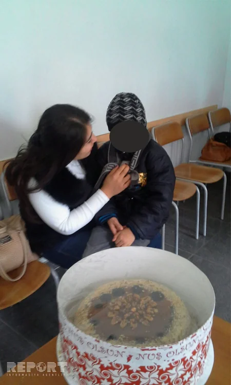 Övladını satdığına görə tutulan qadın oğlunun ad gününü uşaq evində qeyd edib - FOTO
