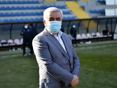 AFFA prezidenti milli komandanın heyəti ilə görüşdü