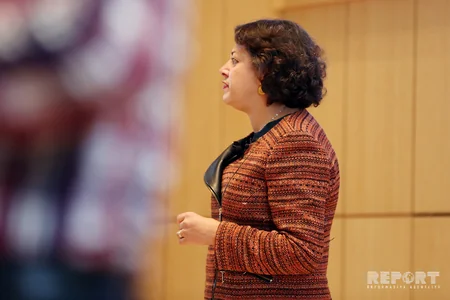YUNİSEF-in regional direktoru: Uşaqların təhsili məsələsində Azərbaycanın fəaliyyəti tərifəlayiqdir
