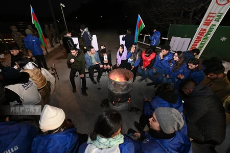 Акция протеста на дороге Ханкенди-Лачын продолжается и в вечерние часы