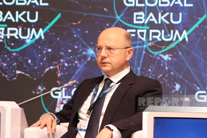 Minister: Azerbaijan trying to create new energy corridors