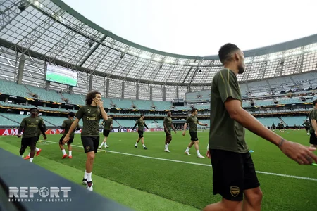 Arsenal UEFA Avropa Liqasının final oyunundan əvvəl Bakı Olimpiya Stadionunda məşqə çıxıb - FOTOREPORTAJ