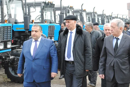 Bu il fermerlərə 600 ədəd traktor veriləcək