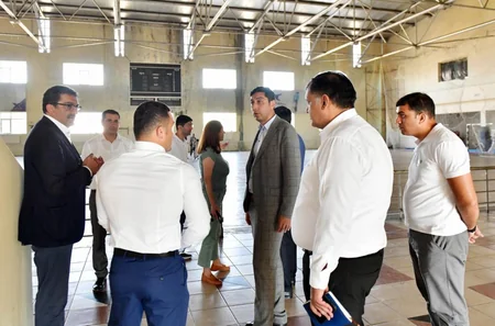 Nazir Bakının qəsəbələrində idman mərkəzlərinin fəaliyyəti ilə maraqlanıb