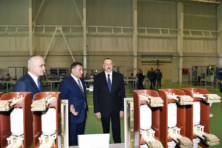 İlham Əliyev Bakıda yüksəkgərginlikli avadanlıqlar zavodunun açılışında iştirak edib - YENİLƏNİB