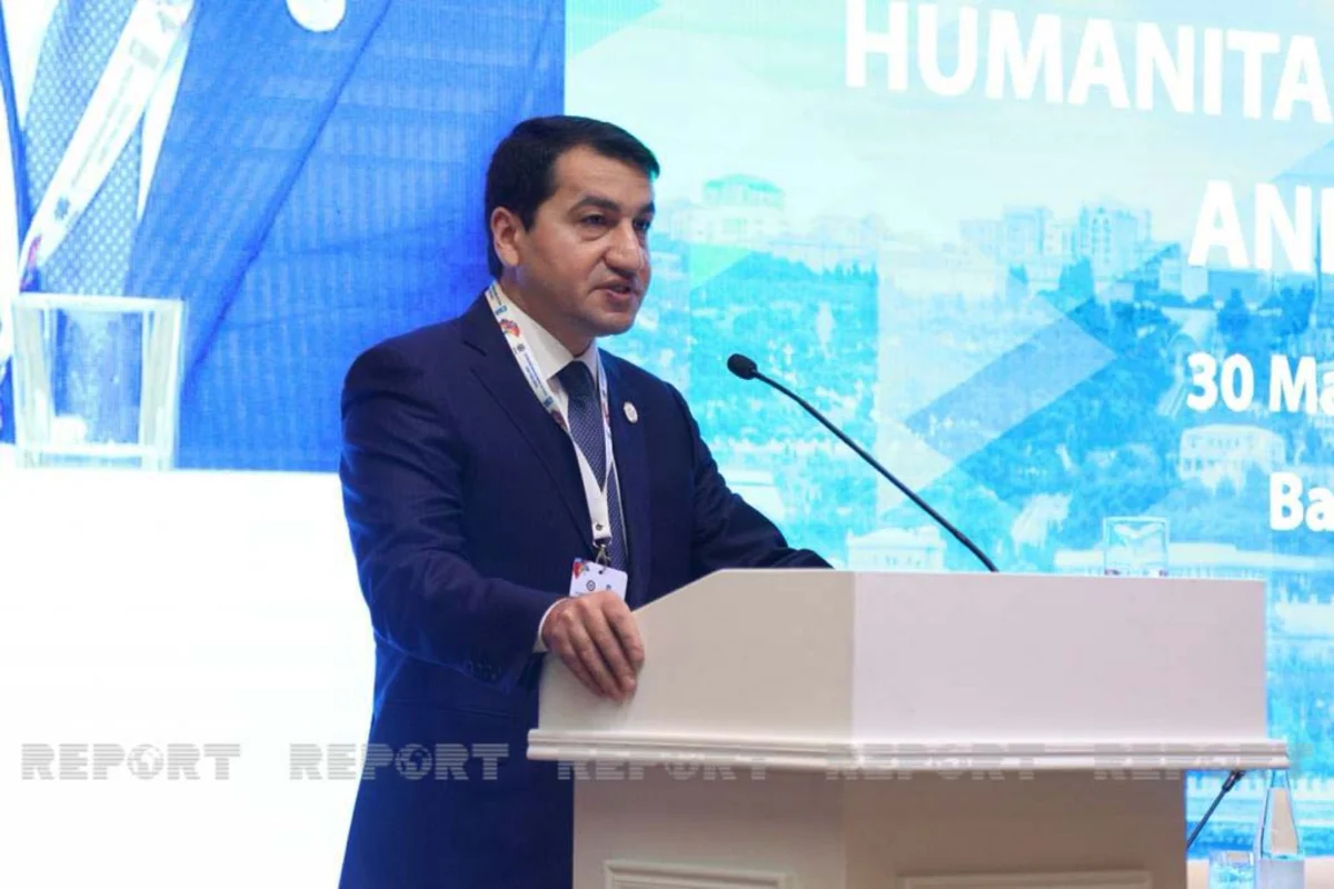 Hikmət Hacıyev: Əsas məqsədimiz azad edilmiş ərazilərə əhalinin təhlükəsiz şəkildə qaytarılmasını təmin etməkdir