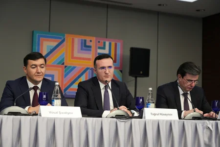 Biznes subyektlərinə mübahisələrin həlli ilə bağlı son yeniliklər təqdim olunub