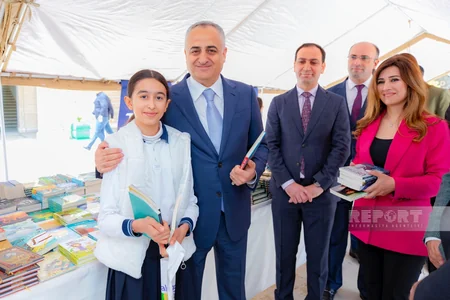 Naxçıvanda təşkil olunan festivalda 70 minə yaxın kitab sərgilənir