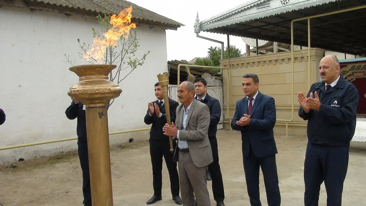 Neftçalanın daha bir kəndinə ilk dəfə qaz verilib