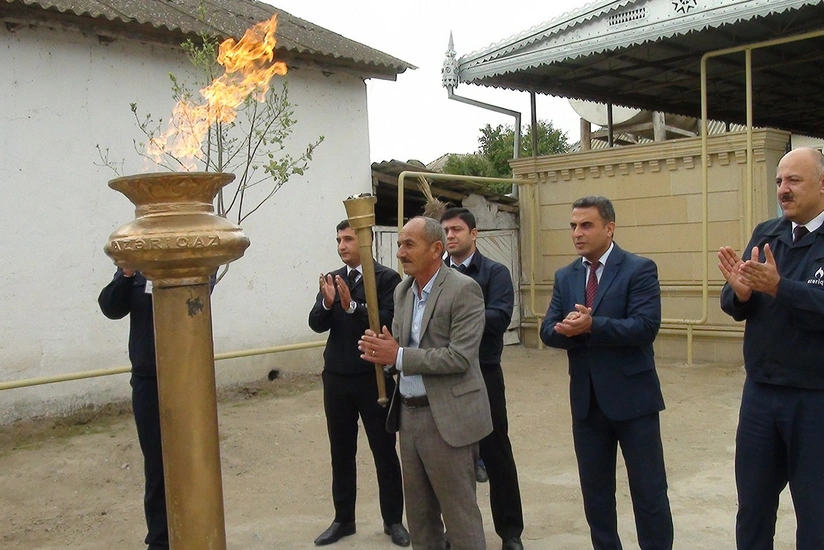 Neftçalanın daha bir kəndinə ilk dəfə qaz verilib
