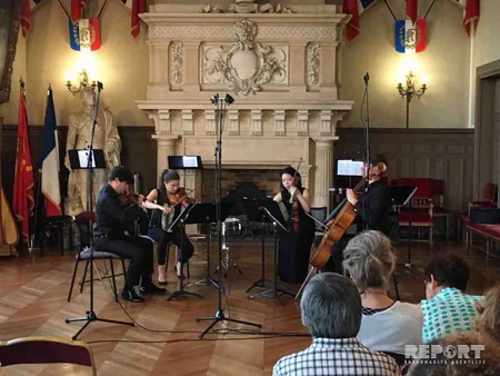 Fransada keçirilən festivalda Firəngiz Əlizadənin əsərləri nümayış etdirilib - FOTO