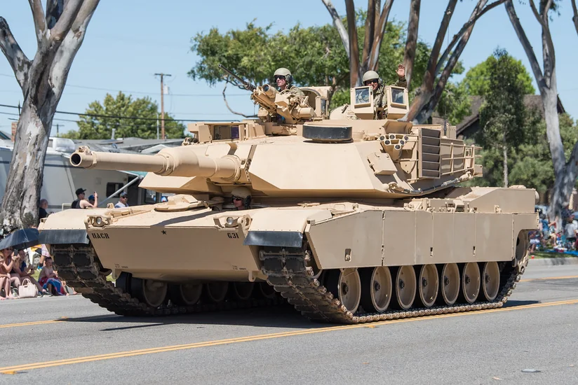 США официально одобрили поставки Украине первой партии танков Abrams