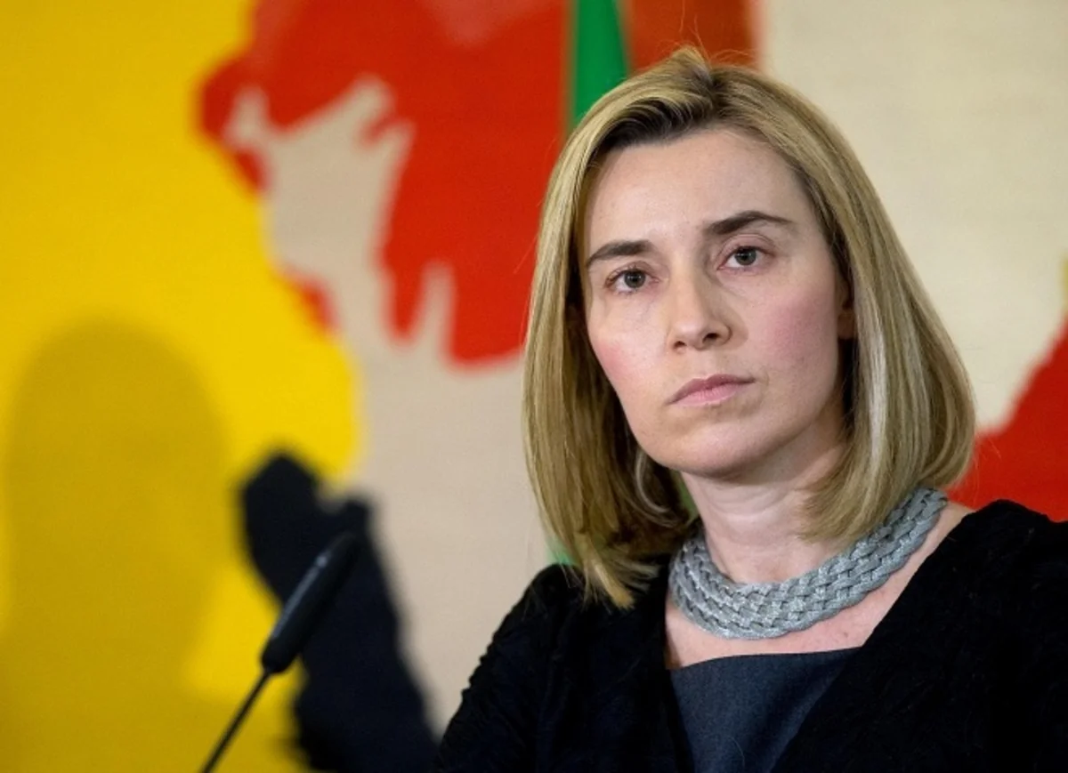 Могерини: Продление санкций против РФ в июне не будет автоматическим