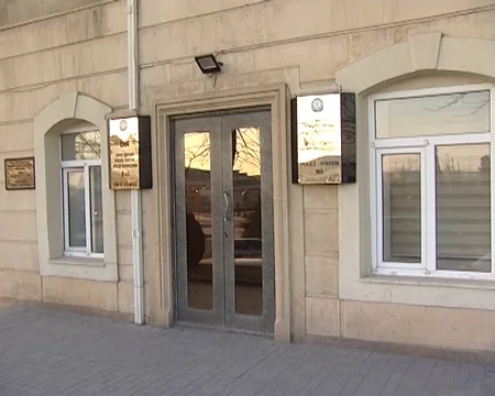 Bakıda avtomat silah satmaq istəyən şəxs saxlanılıb