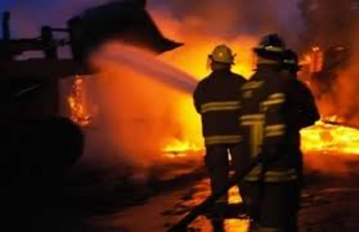 Gədəbəydə köşk yanıb