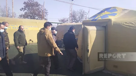Глава ИВ района Девели посетил мобильные полевые госпитали МЧС Азербайджана в Кахраманмараше