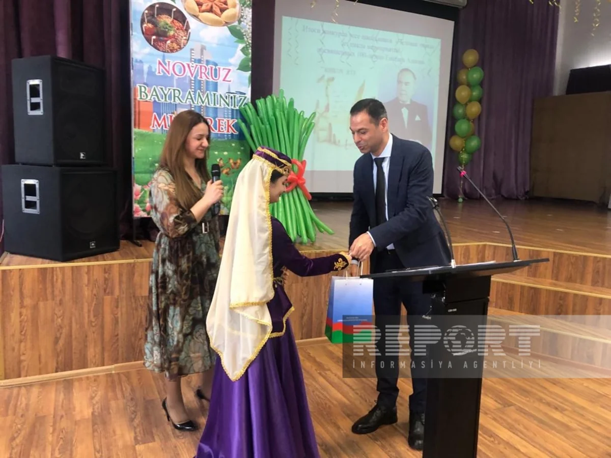 Moskvada “Heydər Əliyev: əsrin adamı” esse müsabiqəsinin qalibləri mükafatlandırılıb