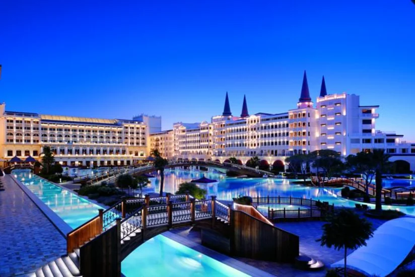 ​Telman İsmayılıov Mardan Palace hotelinin satışına mane olub