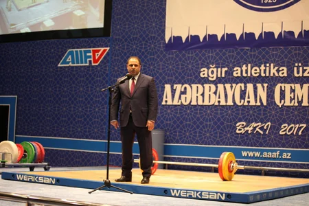 İslamiada öncəsi sınaq xarakterli ağırlıqqaldırma üzrə Azərbaycan çempionatı start götürüb