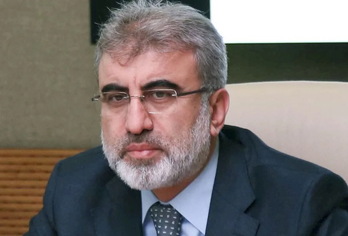 ​Türkiyəli nazir: Yəməndəki hadisələr neftin qiymətinə təsir göstərib