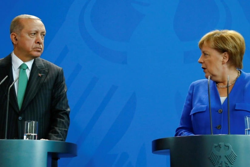 Эрдоган и Меркель провели телефонные переговоры