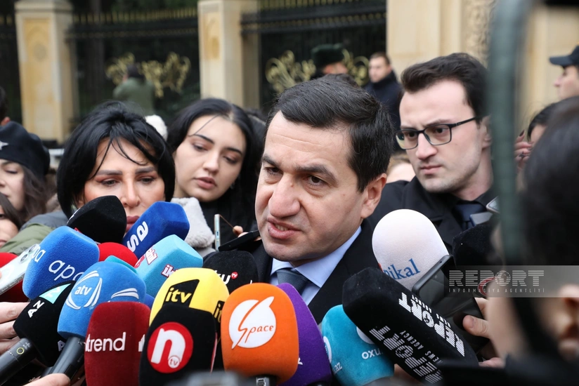 Hikmət Hacıyev: Ermənistanla Azərbaycan arasında danışıqlarda üçüncü ölkəyə ehtiyac yoxdur