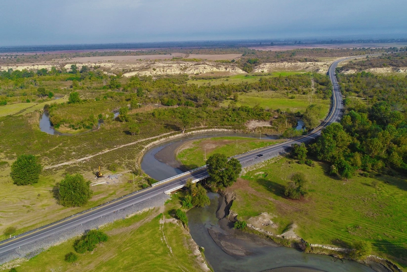 Qax-Qıpçaq-Ağyazı avtomobil yolunun açılışını olub