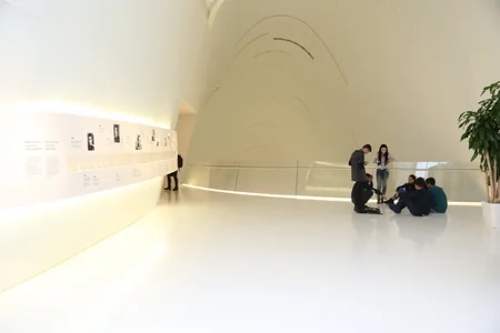 ​Heydar Aliyev Center to hold Scholarship competition on Heydar Aliyev and Azerbaijani history - PHOTO