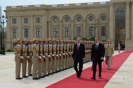 Official welcome ceremony held for Turkish President in Azerbaijan