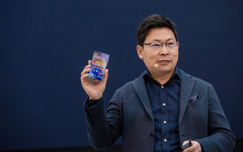 Riçard Yu: ABŞ-ın qadağaları olmasaydı, Huawei dünyanın 1 nömrəli telefon markası idi