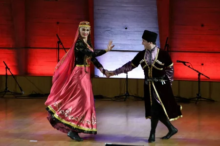 Azərbaycan incəsənət nümunələri UNESCO-da təqdim edilib