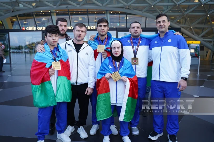 Avropa çempionatında 3 qızıl, 1 gümüş medal qazanan Azərbaycan karateçiləri Vətənə qayıdıblar