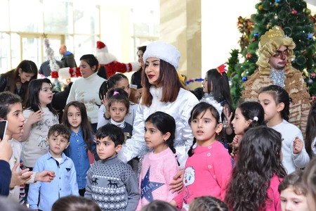 “Kimyaçı” Mədəniyyət Sarayında kimyaçıların övladları üçün Yeni il şənlikləri keçirilib