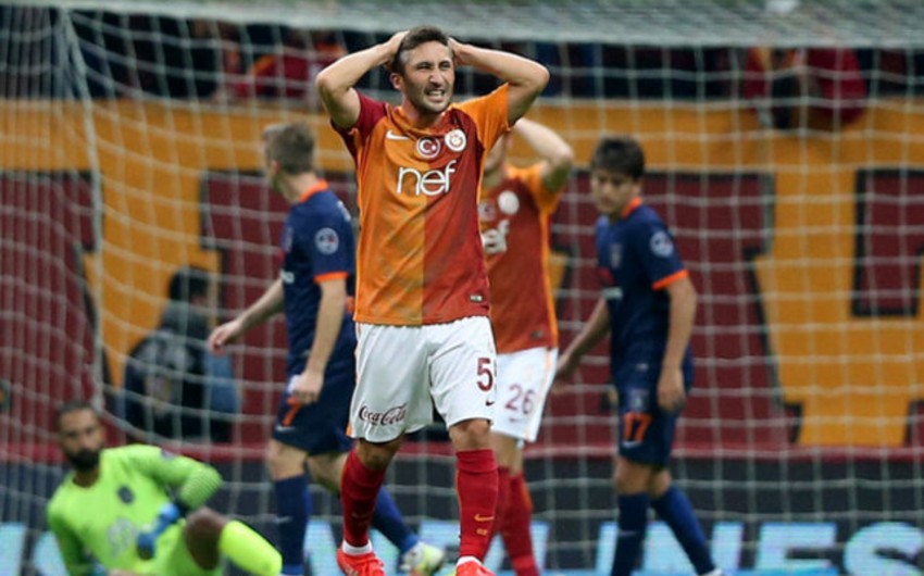 Qalatasaray klubu Sabri Sarıoğlu ilə yollarını ayıracaq