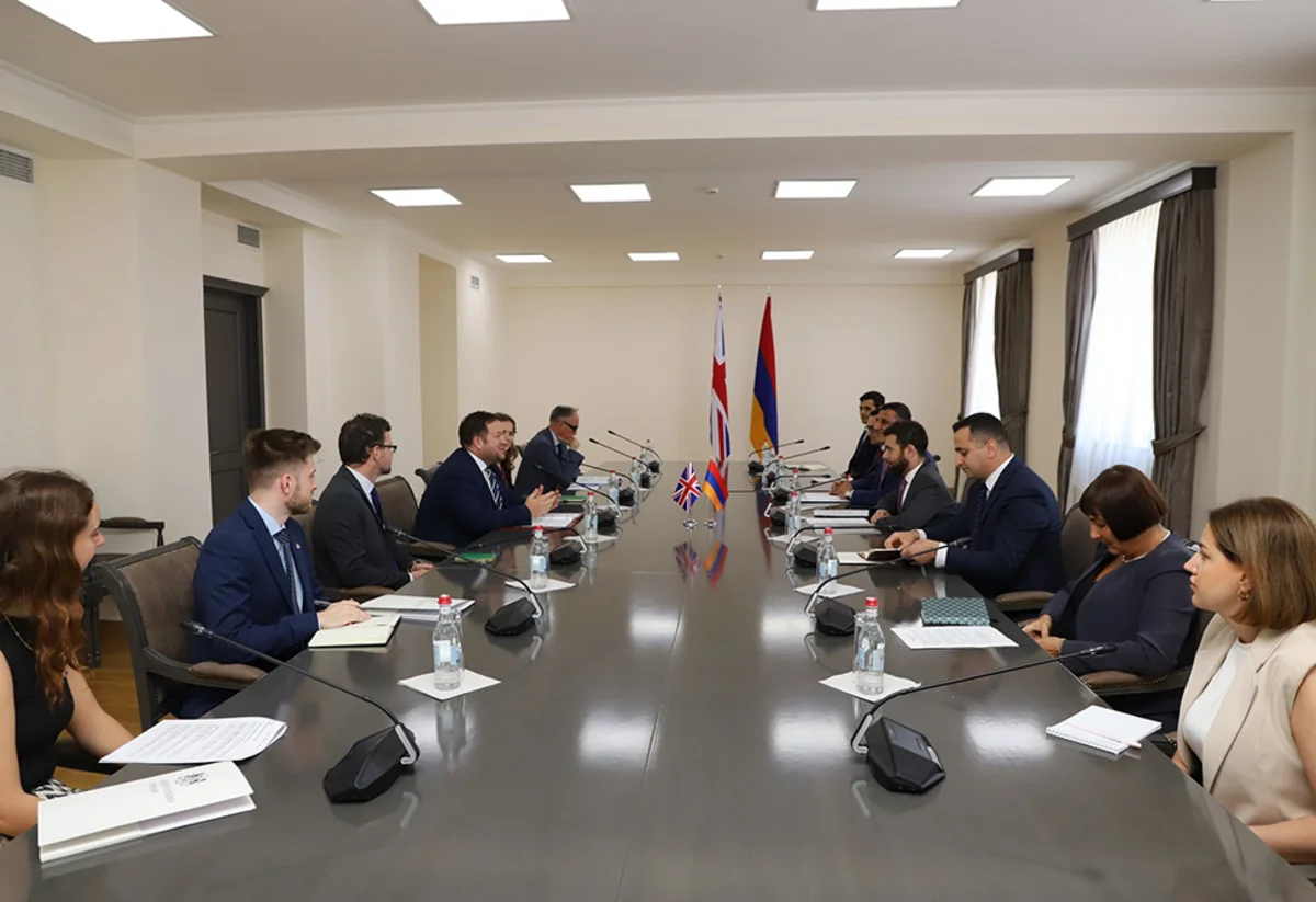 Лондон и Ереван повысят уровень отношений до стратегического партнерства