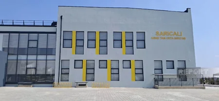 Sarıcalı kənd tam orta məktəbinin binası müasir tələblərə uyğun inşa edilib
