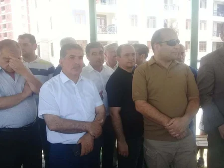 Səbail RİH-nin başçısı Jurnalistlər binasının sakinləri ilə görüşüb