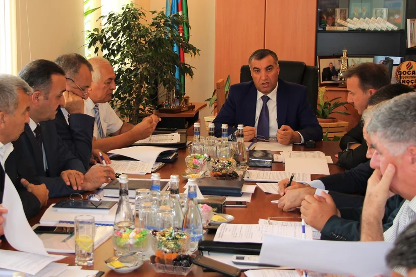 “Abşeronneft”in dəniz yataqlarındakı özül və estakadalarda əsaslı təmir işləri aparılıb