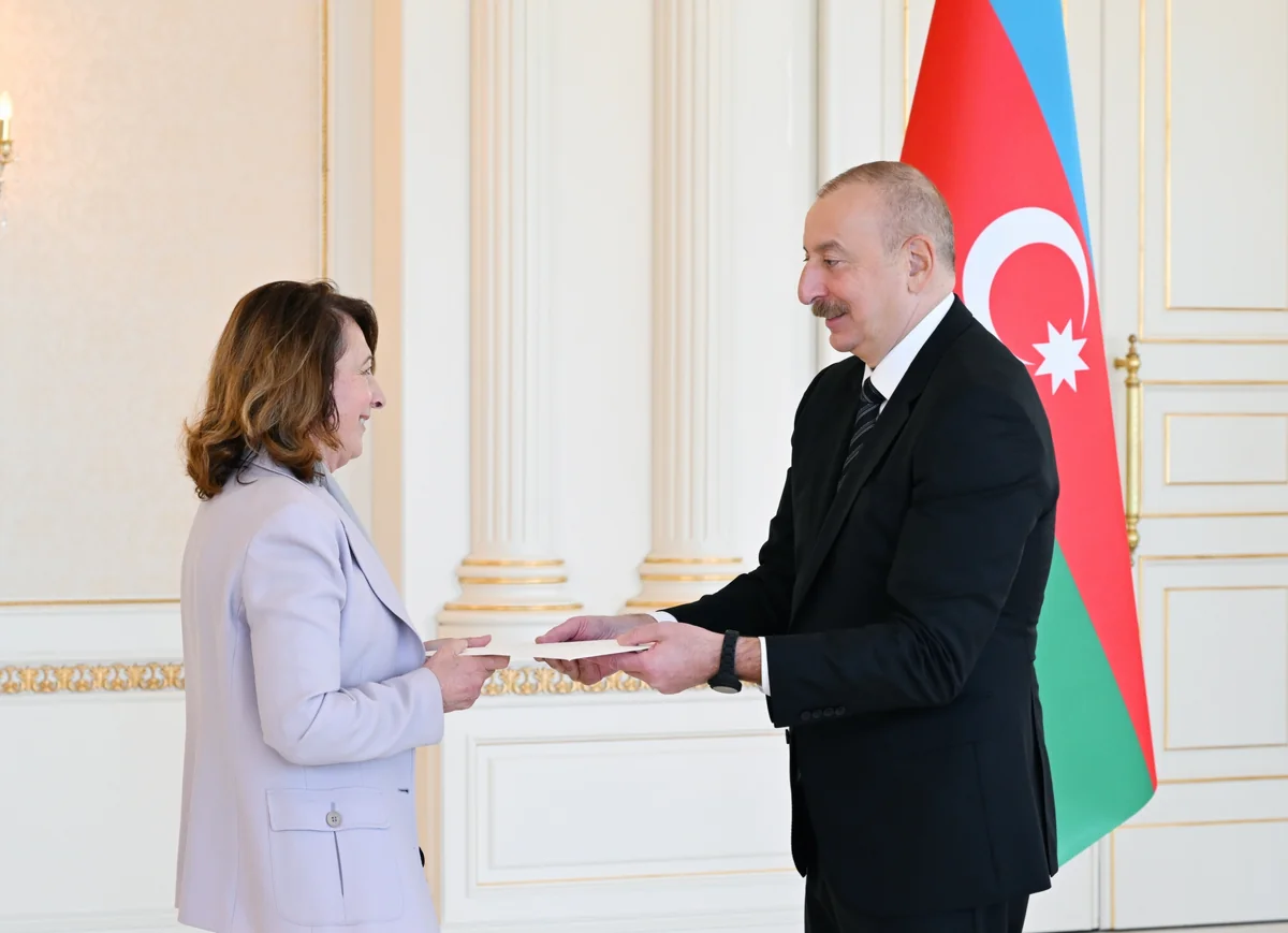 İlham Əliyev İspaniyanın yeni təyin olunmuş səfirinin etimadnaməsini qəbul edib - YENİLƏNİB