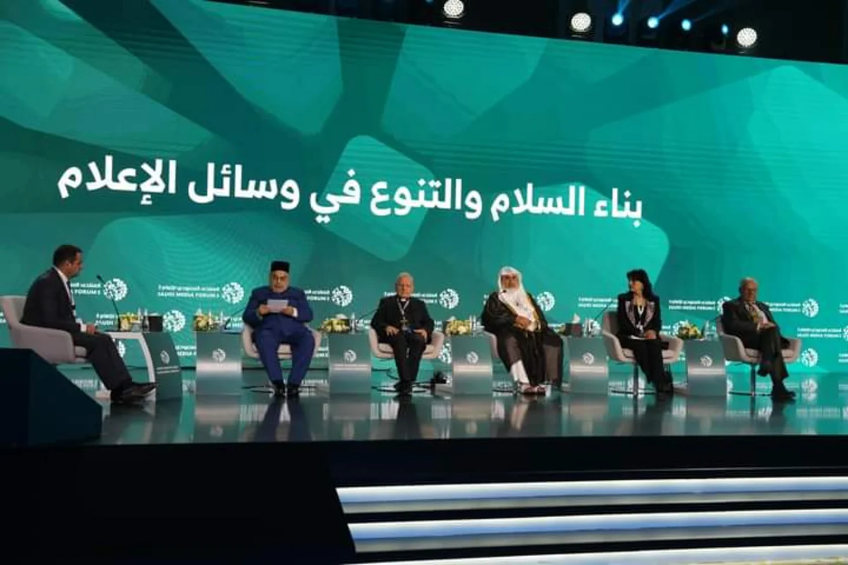 Allahşükür Paşazadə: Medianın qlobal sülh prosesində rolu danılmazdır