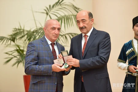 Mədəniyyət işçilərinə fəxri adlar və mükafatlar təqdim olunub - SİYAHI