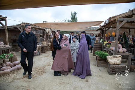 Bakı Media Mərkəzi Hacı Zeynalabdin Tağıyev haqqında film çəkir